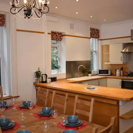 Benley City Stays Chapel Allerton * Leeds (West Yorkshire)